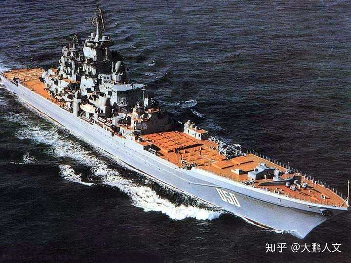 3艘基洛夫级战列巡洋舰(基洛夫号,伏龙芝号,加里宁号),排水量24000
