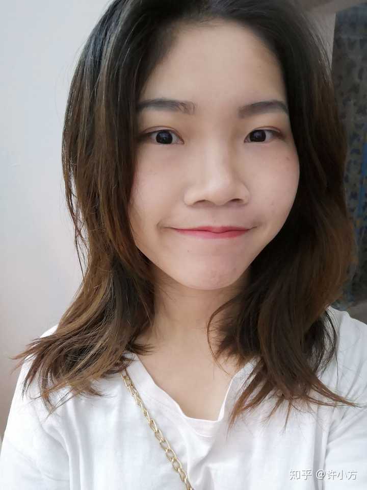 女生蒜头鼻到底好不好啊?鼻梁低鼻子大没活路吗