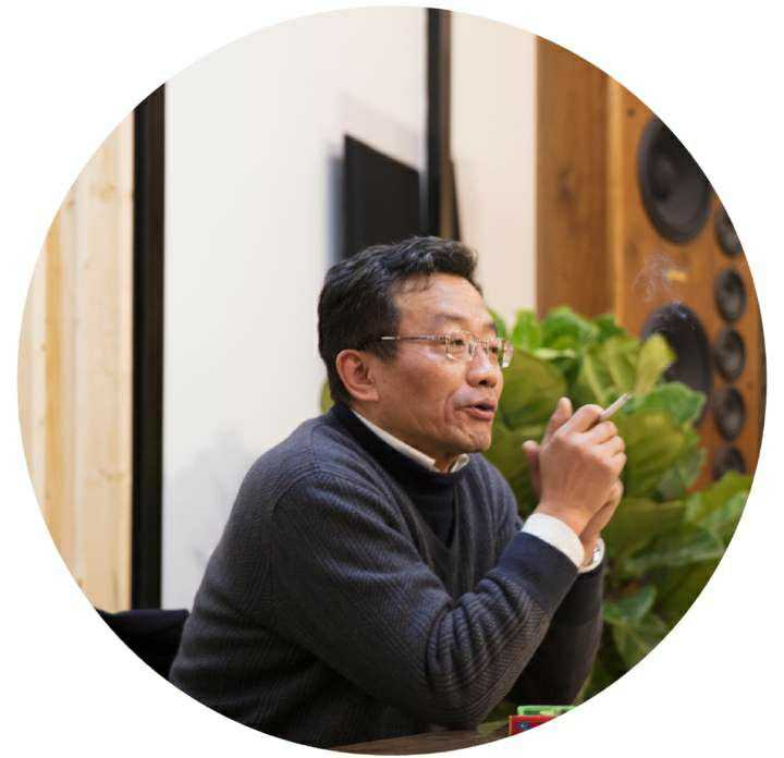 电视剧《天道》里面丁元英境界那么高,为何还抽烟?