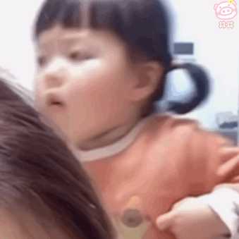 这个表情包的小女孩叫什么