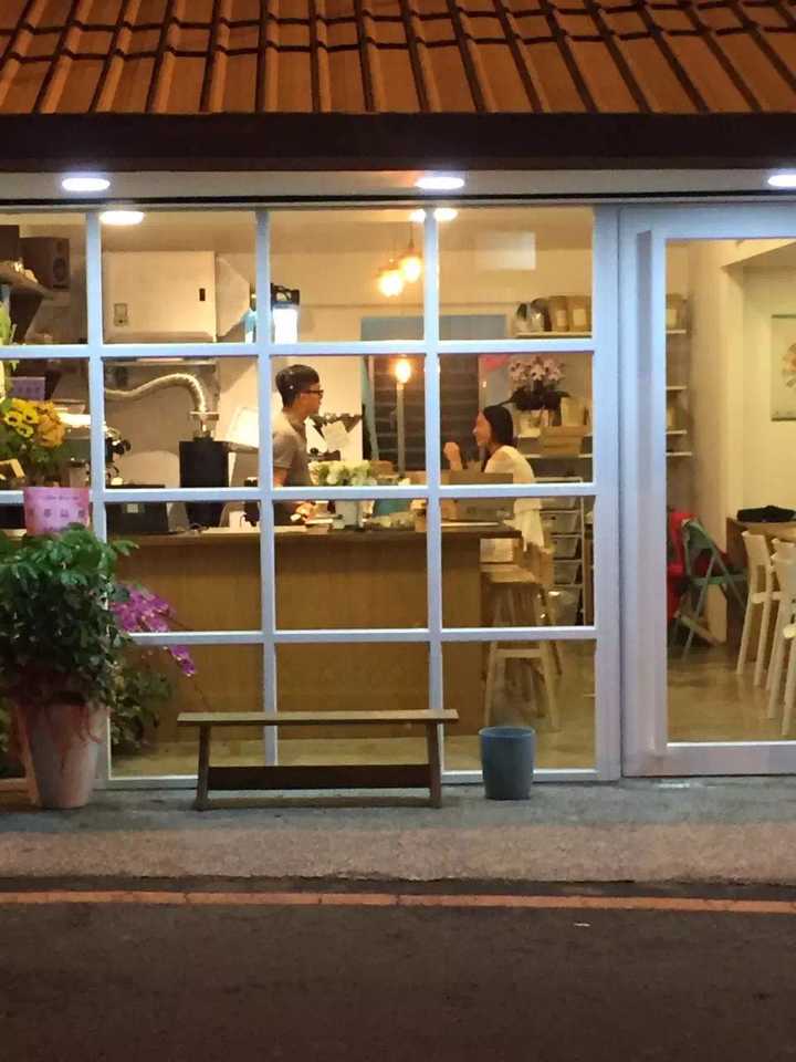 你去过体验最好的咖啡店或者奶茶店或者饭店是什么样子的?