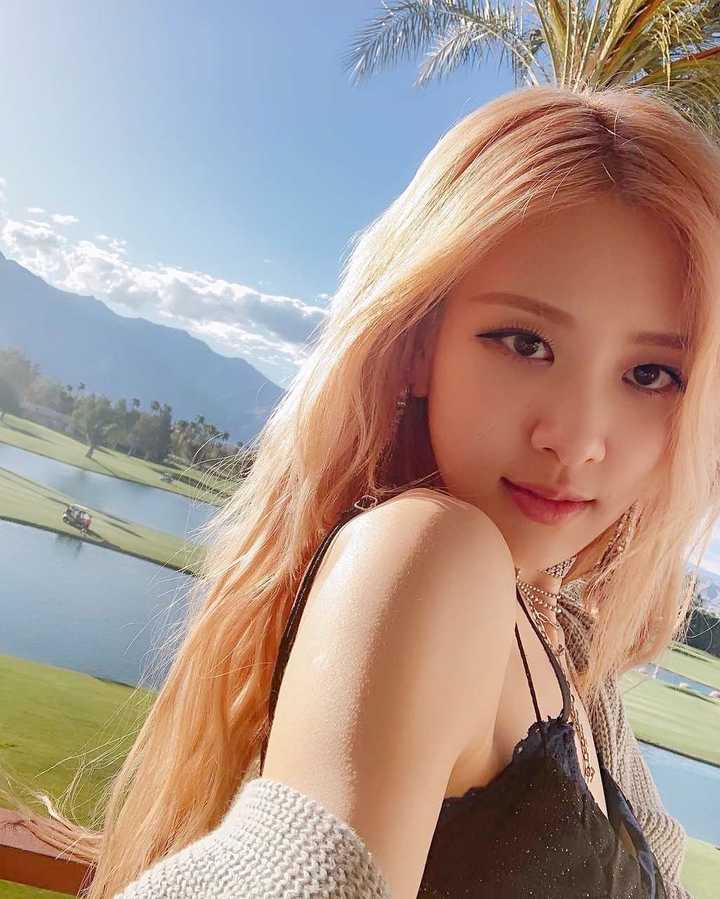 blackpink 的rosé