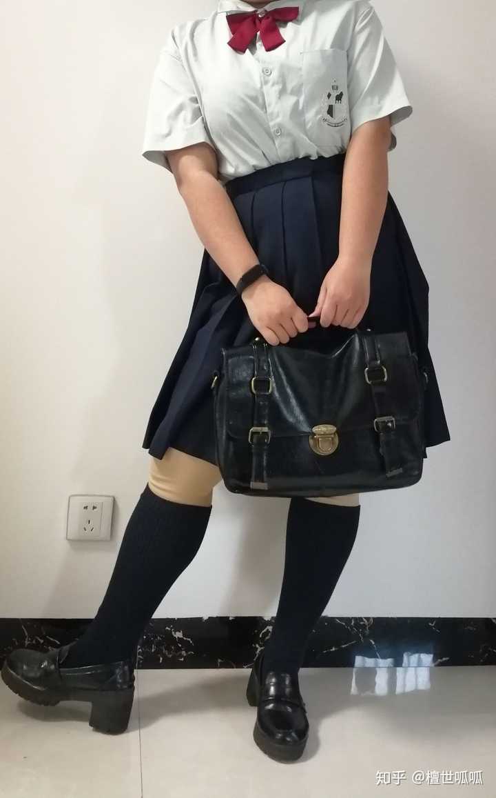 胖女生适合穿jk制服吗