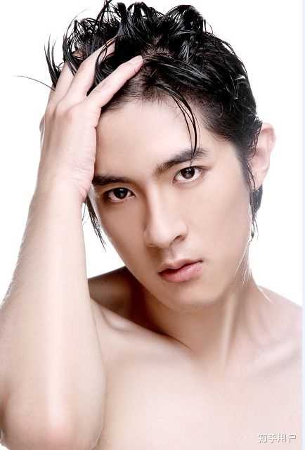 中国娱乐圈男明星,谁长得最帅?