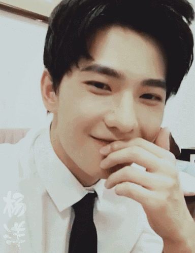 明星的脸能精致到什么地步?