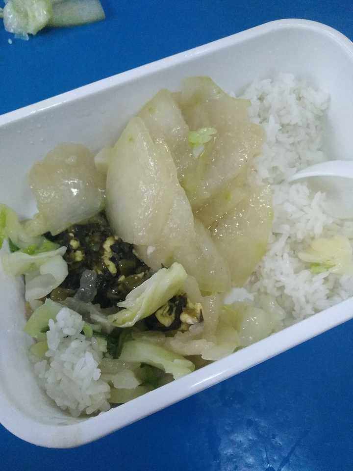 监狱里的饭菜怎么样?