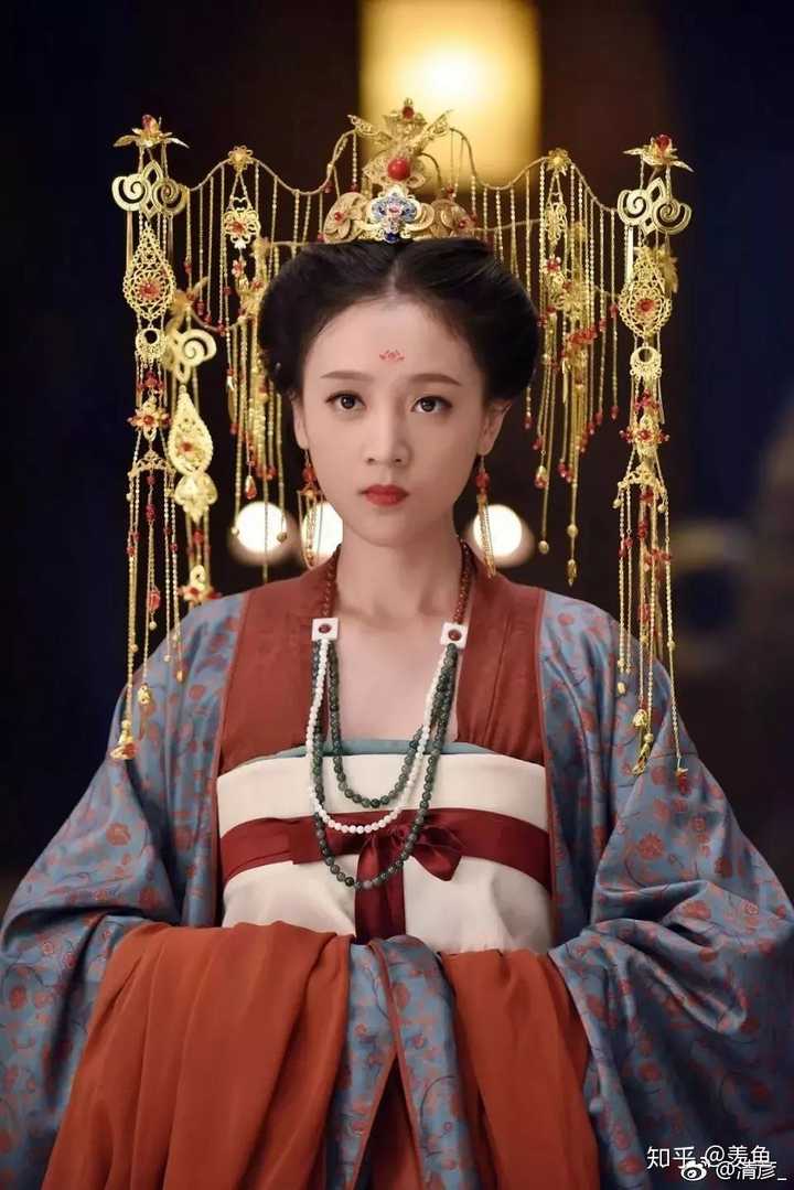 有没有短一点的超级好看的古装剧推荐?电影也行?