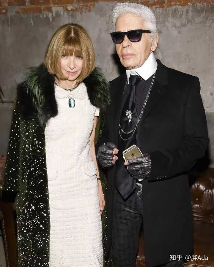 「老佛爷」karl lagerfeld 卡尔·拉格斐去世,如何评价他一生的成就和