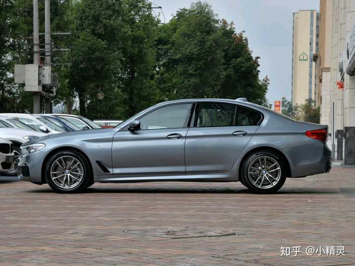 宝马x4 30i和宝马标轴530i选哪一个好?