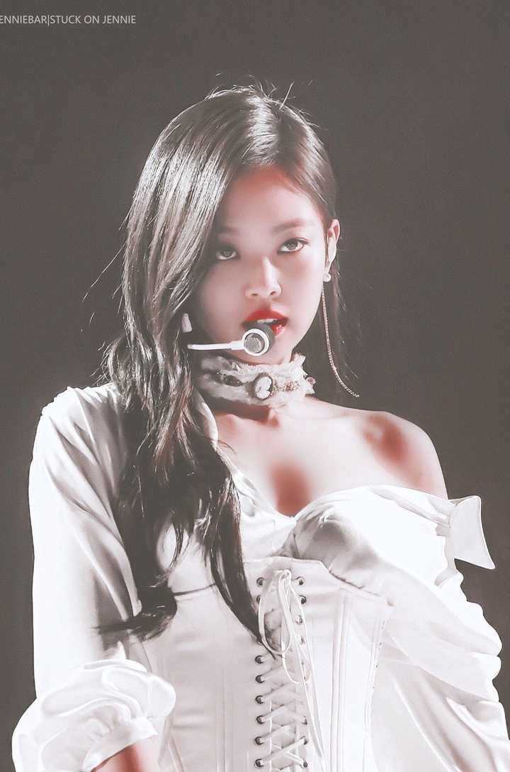 能分享一些可可爱爱的blackpink全员的头像吗?