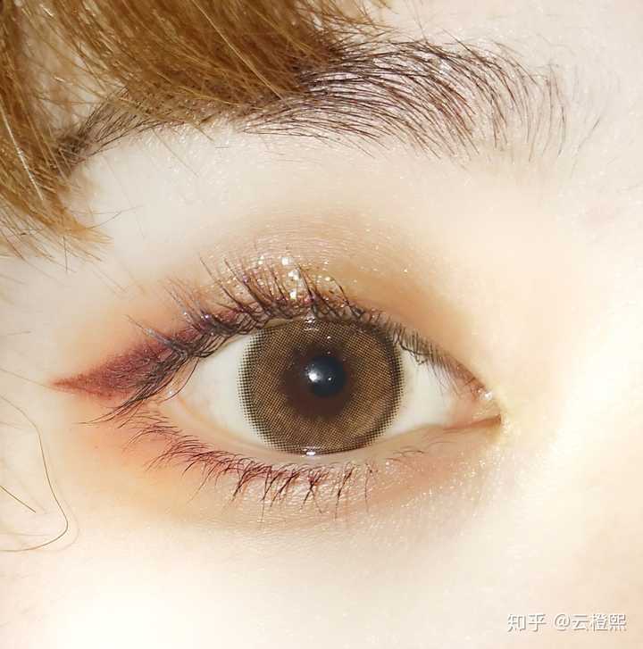 单眼皮就一定要被歧视吗?