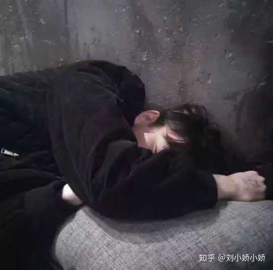 有没有一些看起来很压抑的头像?