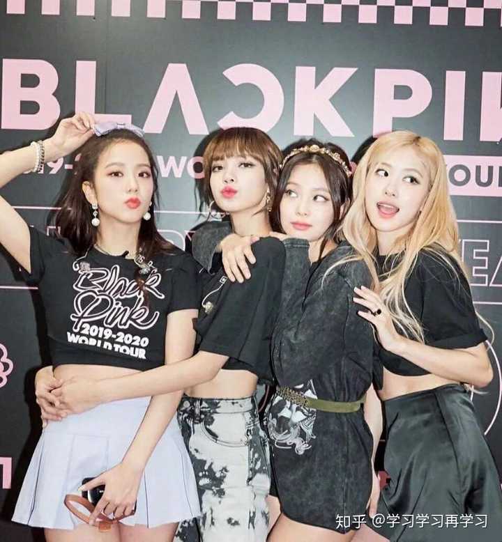 有没有blackpink集体照适合当电脑壁纸的高清图片