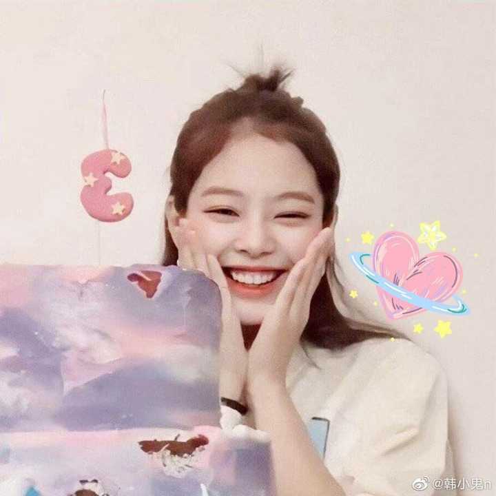 有没有blackpink成员金珍妮适合作头像的照片?
