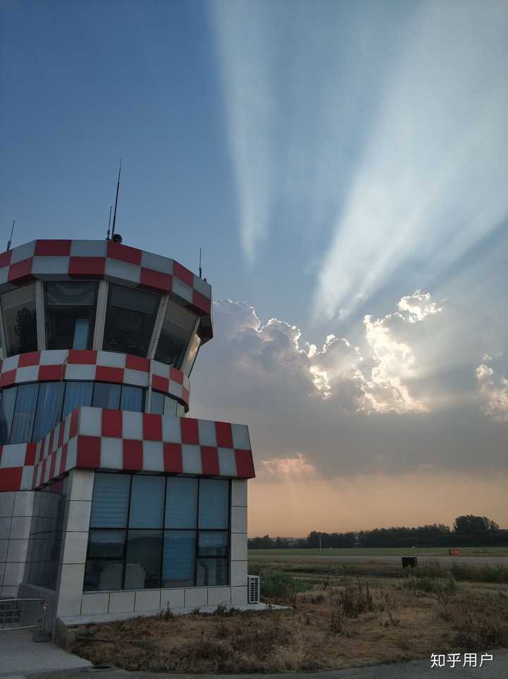 在中国民用航空飞行学院就读飞行技术专业是怎样的体验?