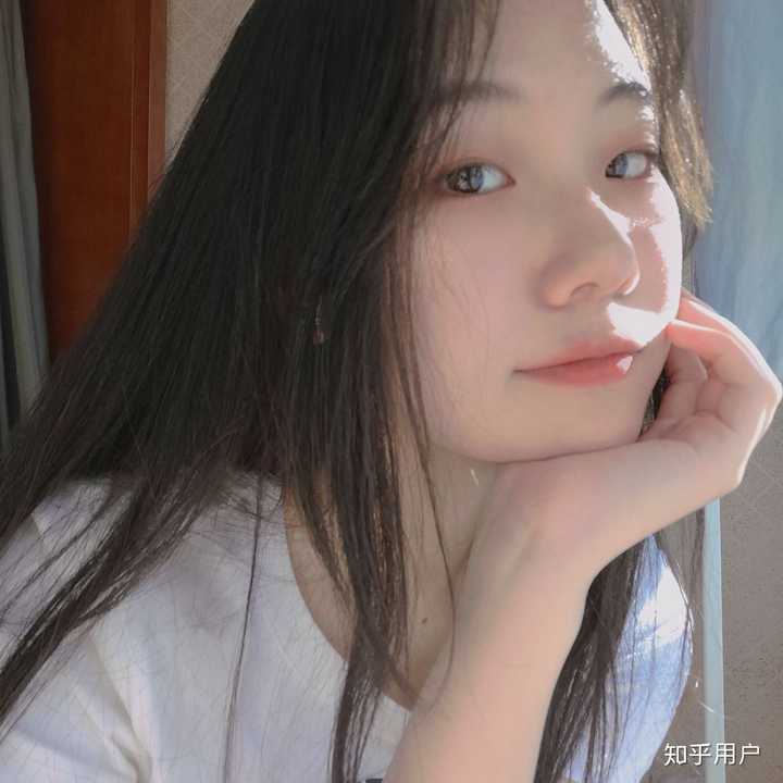 不开滤镜和美颜,不要粉底的纯素颜女生会有多好看?