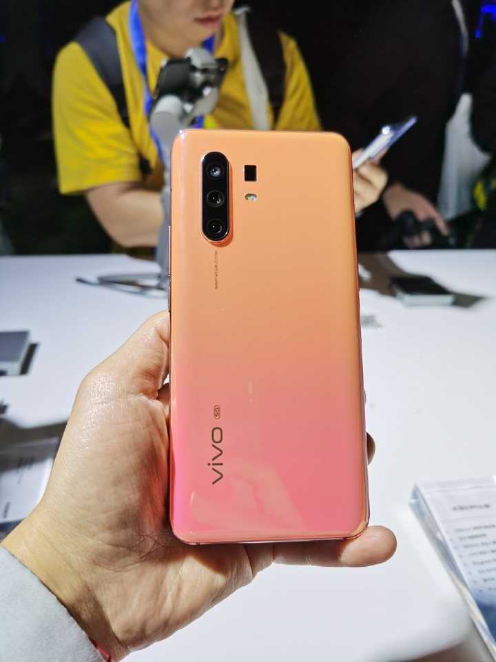 如何评价3298元起的vivox30x30pro有什么亮点和不足