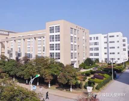 南昌大学(鄱阳湖校区)的教学设施怎么样?