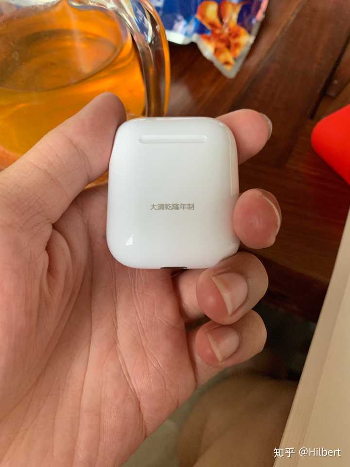 airpods2耳机盒刻字刻什么最骚?