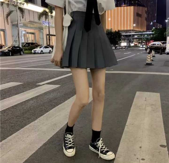 为什么好多男生喜欢穿百褶裙的女生?