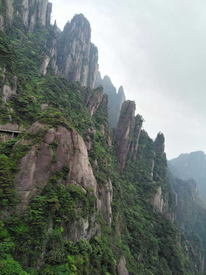 中国境内有哪些值得爬的好山,不要五岳之内的名山大川