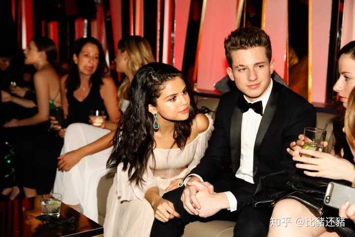 傻脸(selena gomez)和断眉(charlie puth)到底啥关系?