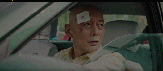 看过[我和我的祖国]的人,应该都对《北京你好》这一章里葛优饰演的