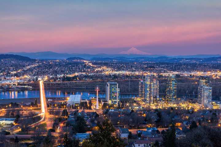 另外美国还有一座「雪山城市—波特兰(portland)