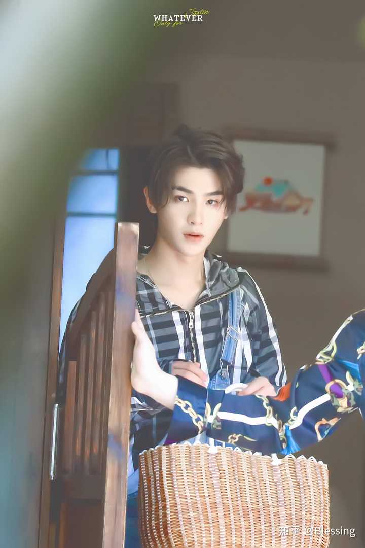 justin黄明昊最好看的一张图?