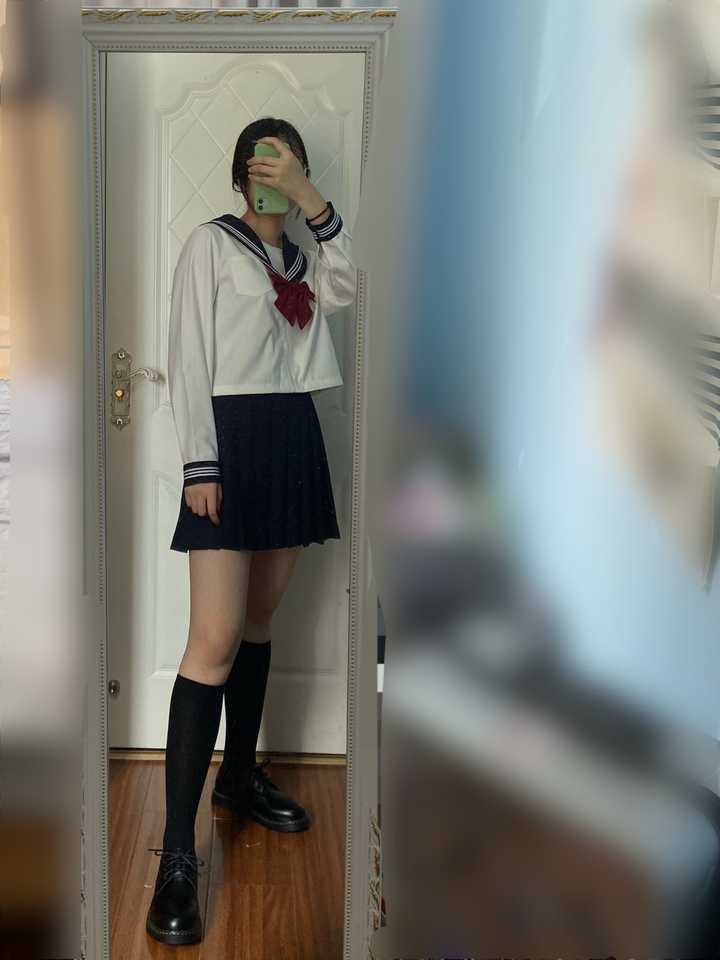 胖女孩可以穿jk制服吗?