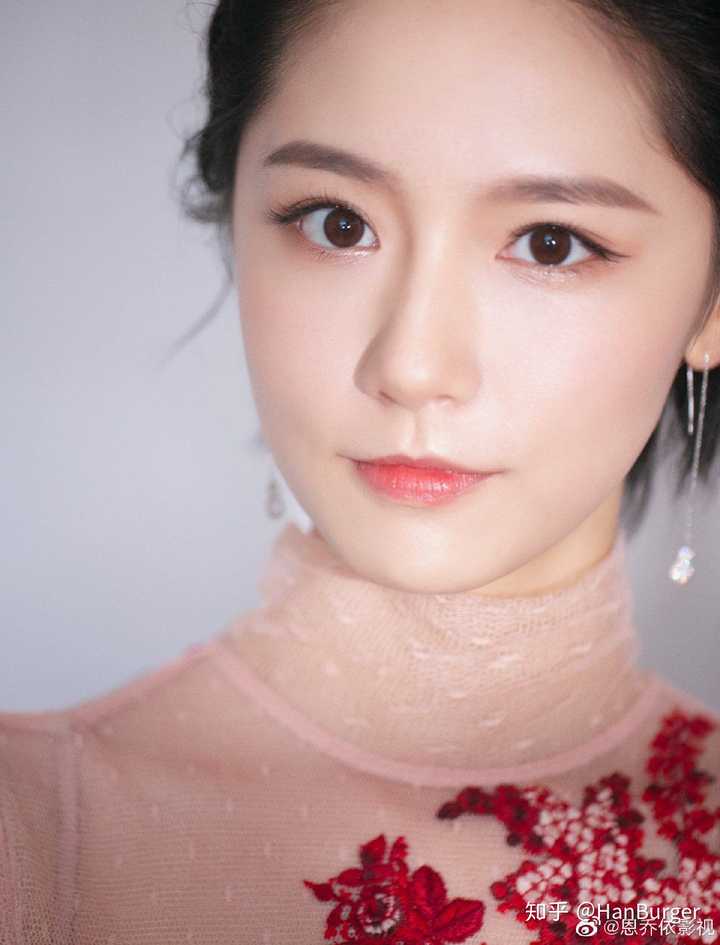 如何评价爱情公寓5中演员成果的颜值