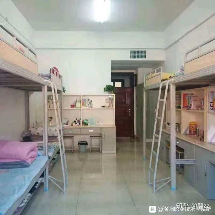 洛阳职业技术学院的宿舍条件如何?校区内有哪些生活设施?