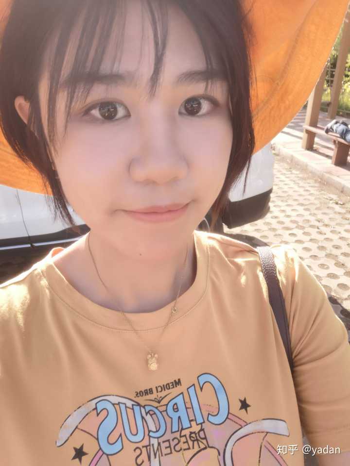 女生们素颜都是什么样的?