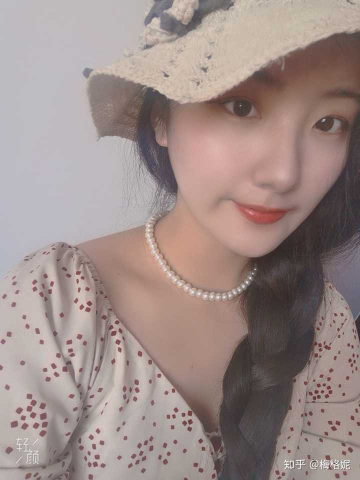 各位觉得自己最好看的自拍照是哪一张?