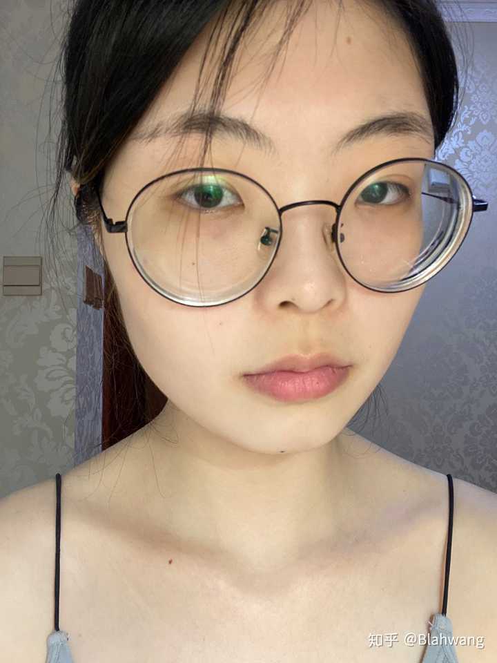 女生的素颜照什么样?