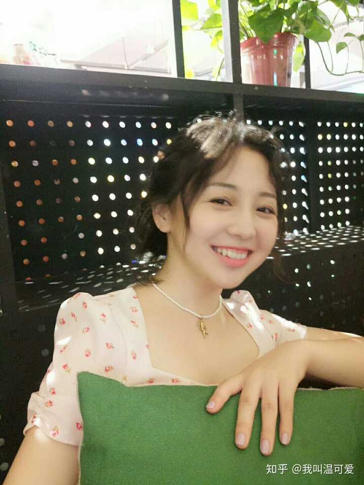 女生怎么打扮既日常又可爱?