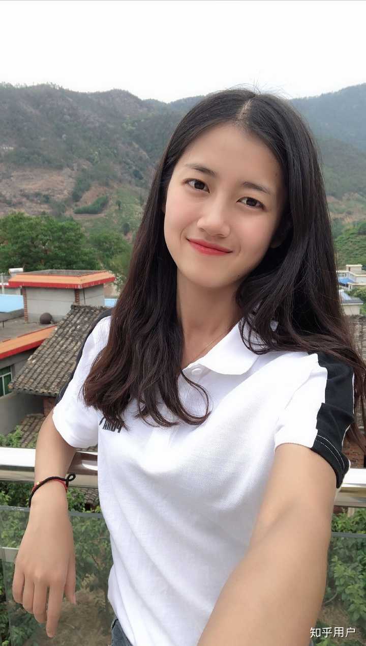 女生长得漂亮,身材又好是怎样的一种体验?