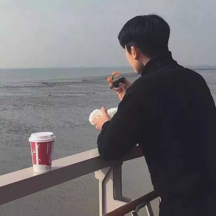 有啥好看的微信头像男 正经点的?
