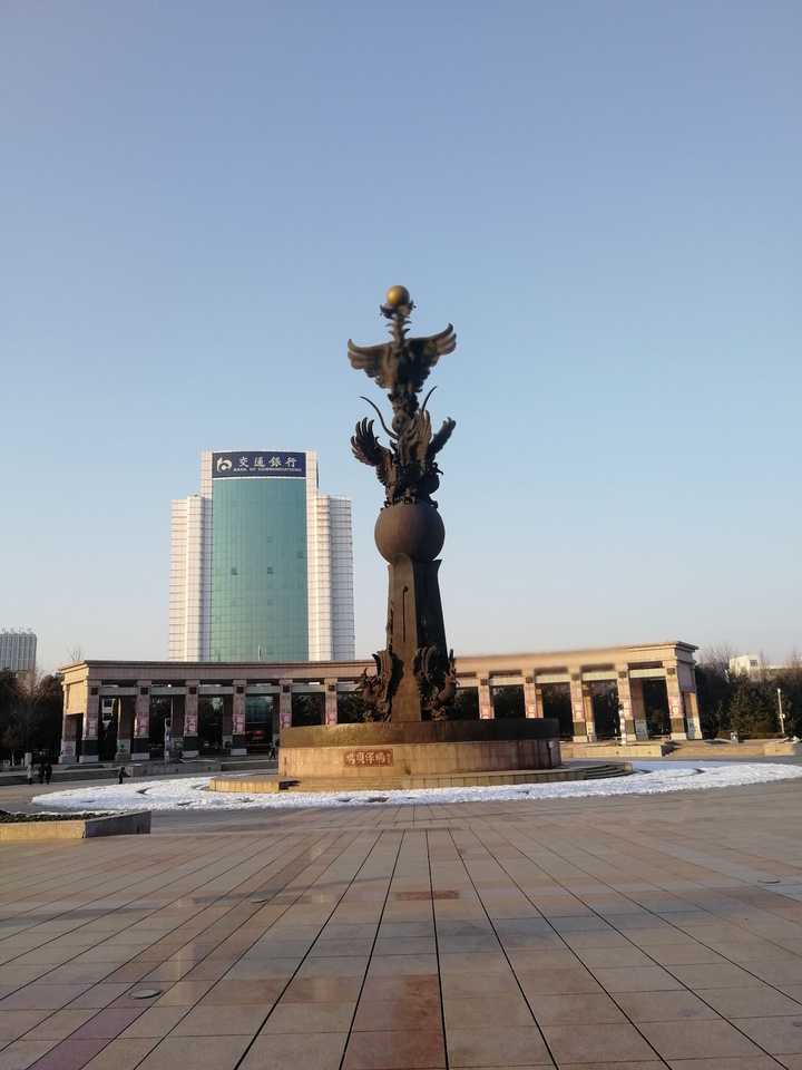鸠兹广场