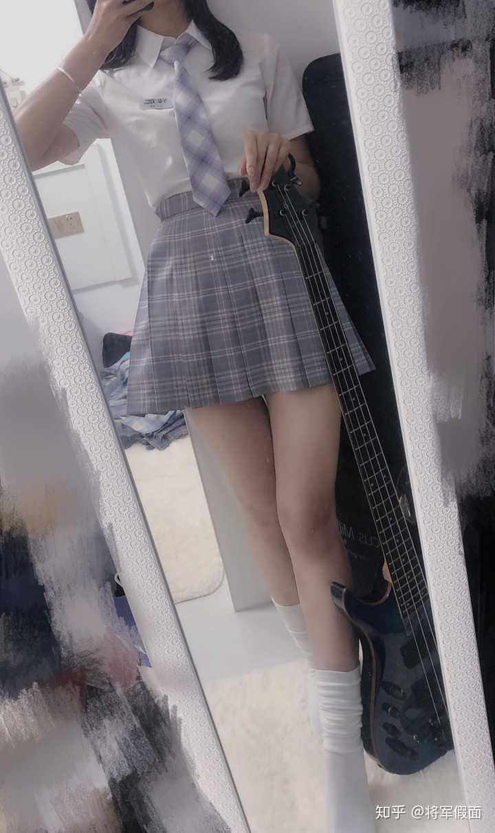 170 的女生穿jk制服好看吗?[请先读题]?