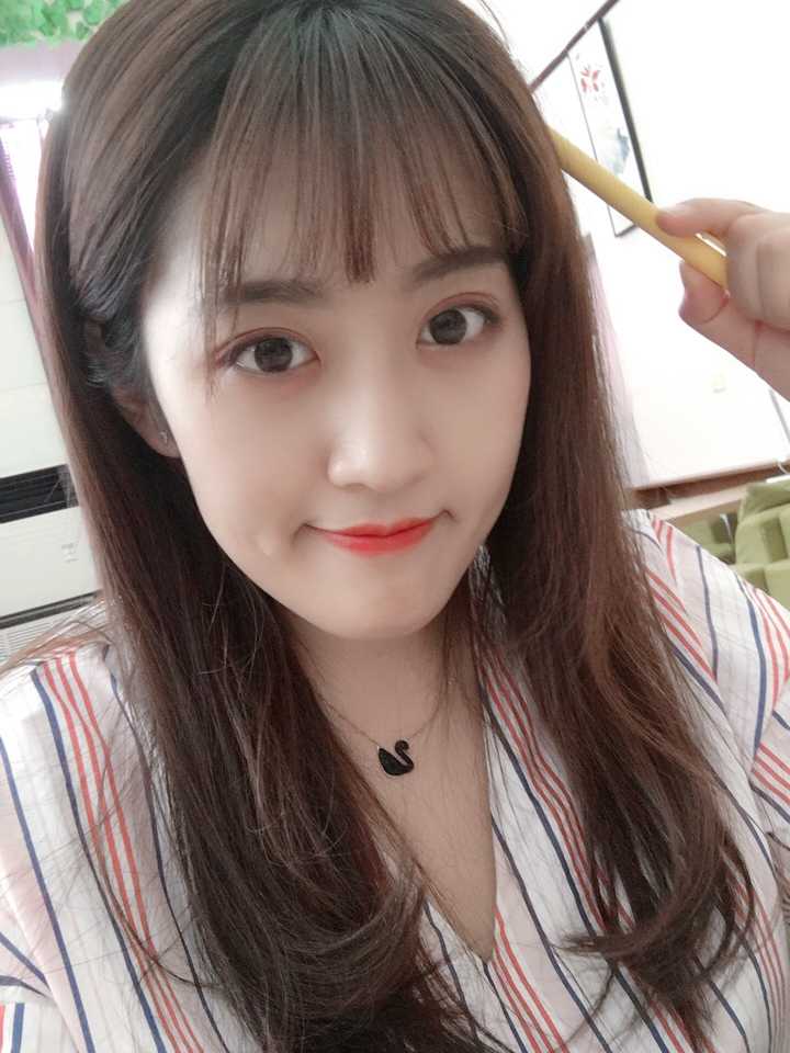 女生有一双好看的眼睛是一种怎样的体验?