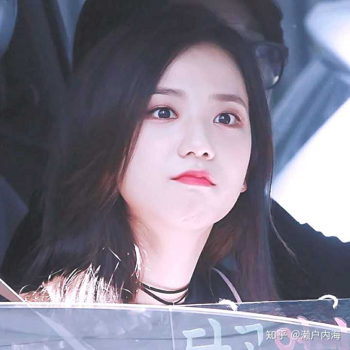 blackpink里的金智秀jisoo怎么样?