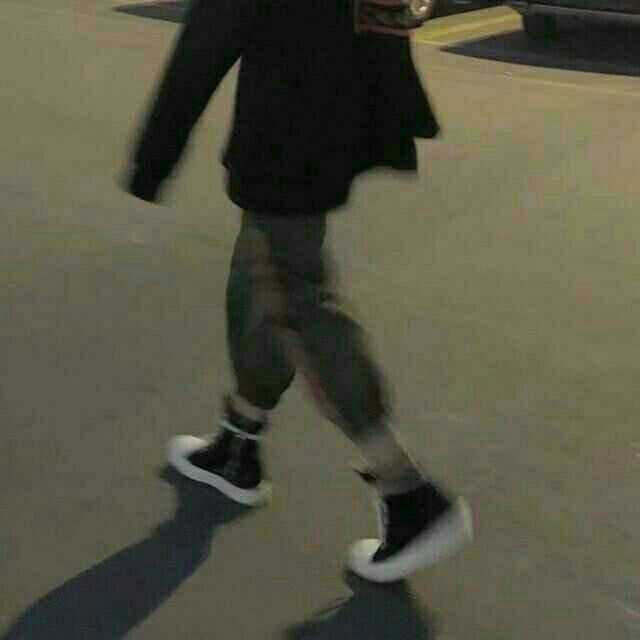有没有什么性冷淡风的情侣头像?