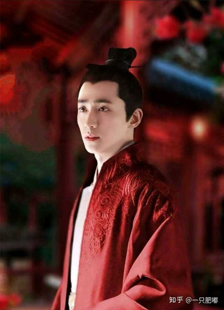 你觉得古装男演员谁最好看?