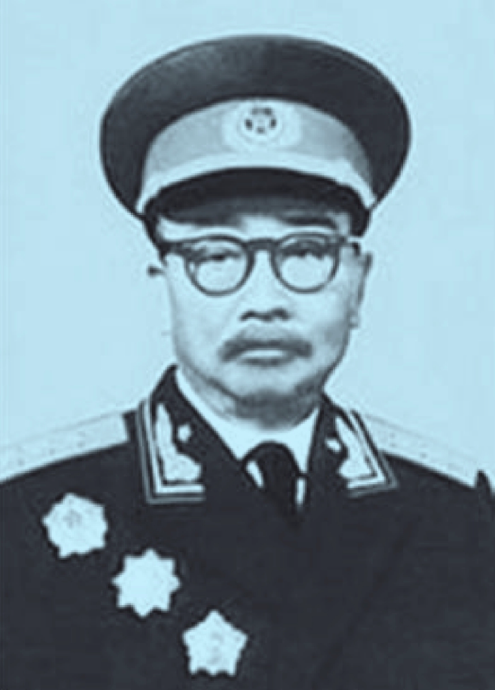 李克农 1955 年被授上将军衔.