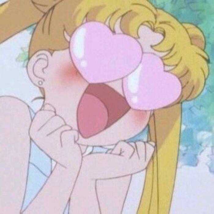 你发的这些大概都是不同的人画的描改,就跟那张著名的我妻由乃病娇脸