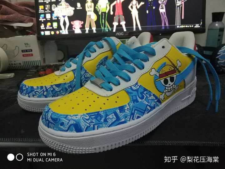 nike 鞋子定制用的什么颜料?