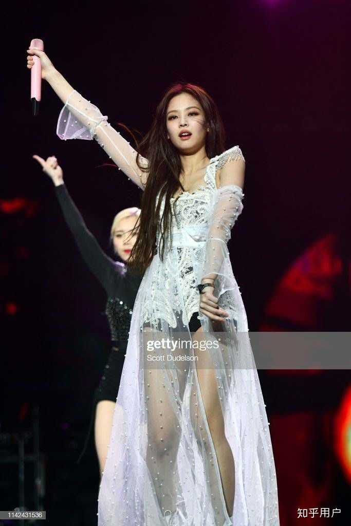 如何评价韩国偶像女团blackpink在coachella音乐节上的表演