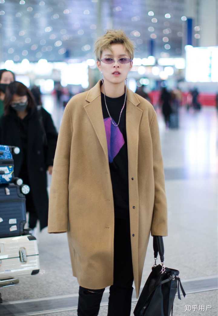 如何评价杨芸晴sunnee 的时尚感?