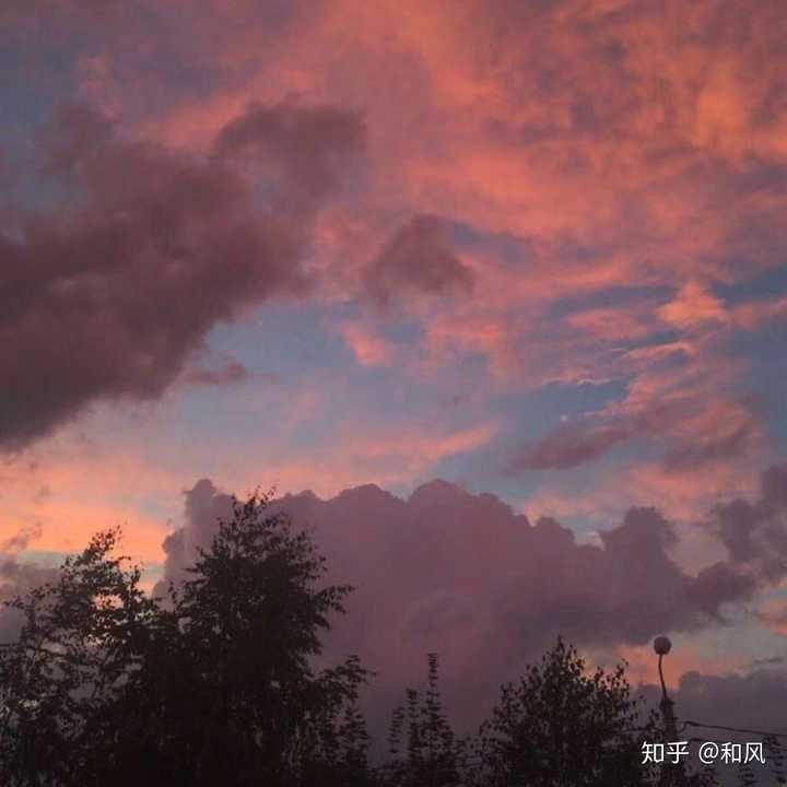 求好看温柔或丧或朦胧的空间背景图.谢谢.